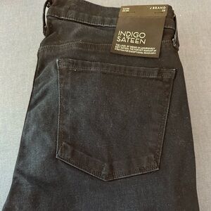 JBRAND Indigo Sateen capri mid rise jeans in size 28. New with tags.
